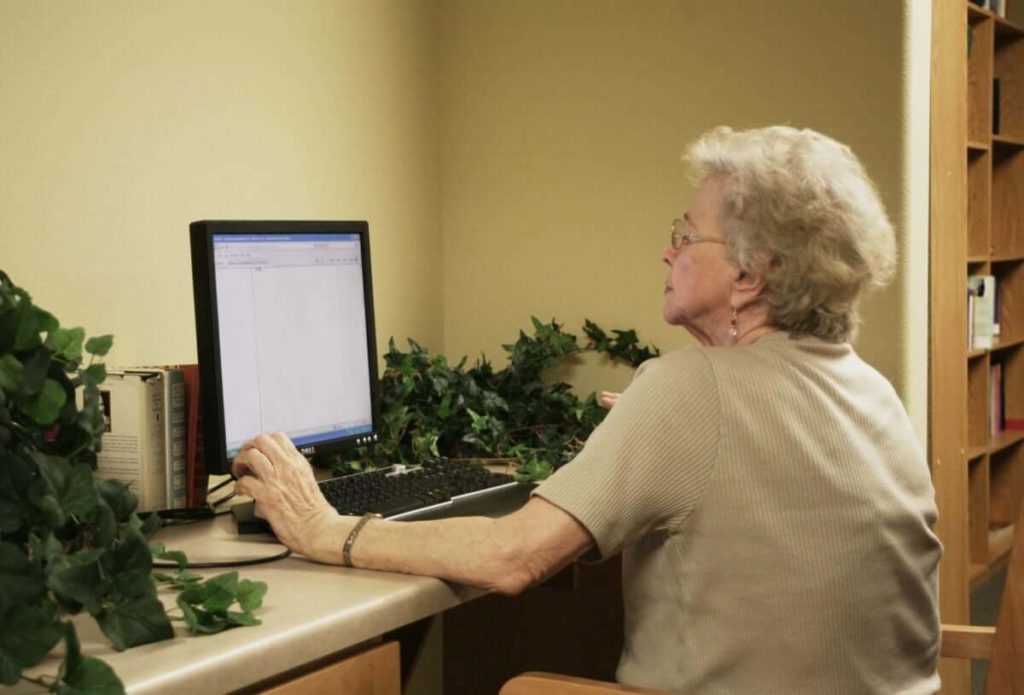 Senior living assisted retirement privacy