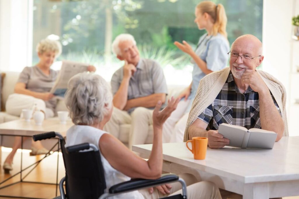 What Amenities are Offered In Senior Living Communities social life