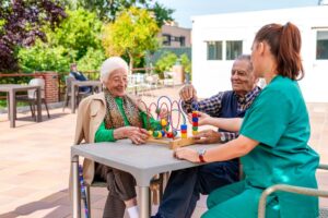 What Is The Difference Between Memory Care Communities and Normal Senior Living Facilities?