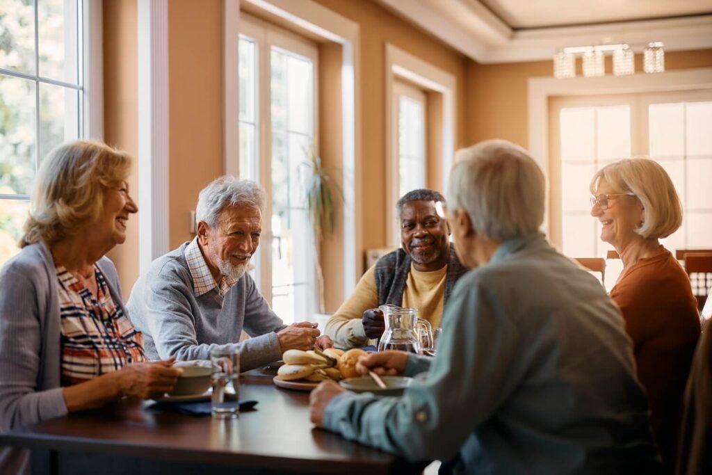How Independent Living Helps Seniors Thrive Socially