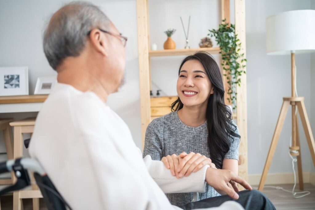 How to Talk and Connect to a Senior Loved One With Men=mory Loss