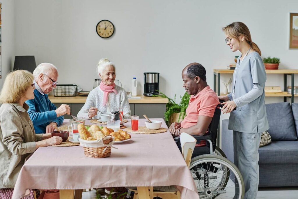 How Assisted Living Helps Seniors and Their Families Have a Better Quality of Life seniors